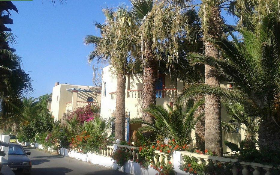 Palm Bay Hotel سيسي المظهر الخارجي الصورة