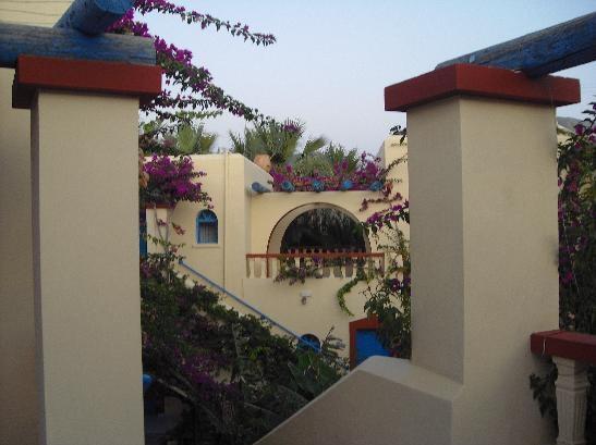 Palm Bay Hotel سيسي المظهر الخارجي الصورة