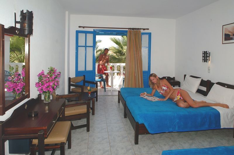 Palm Bay Hotel سيسي المظهر الخارجي الصورة